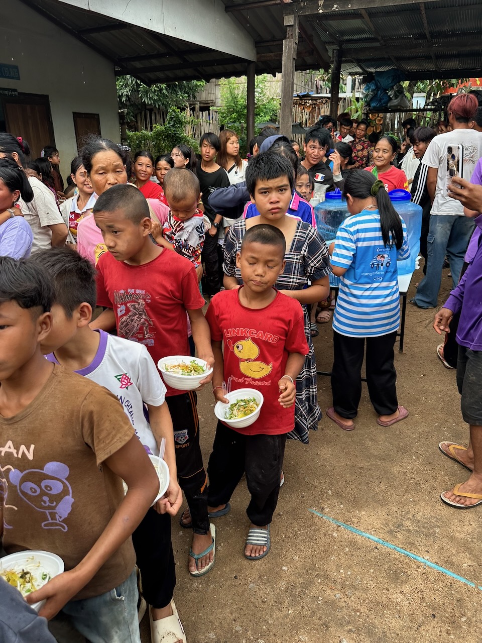 Supper time in Maekha village